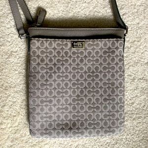 Small Coach crossbody purse